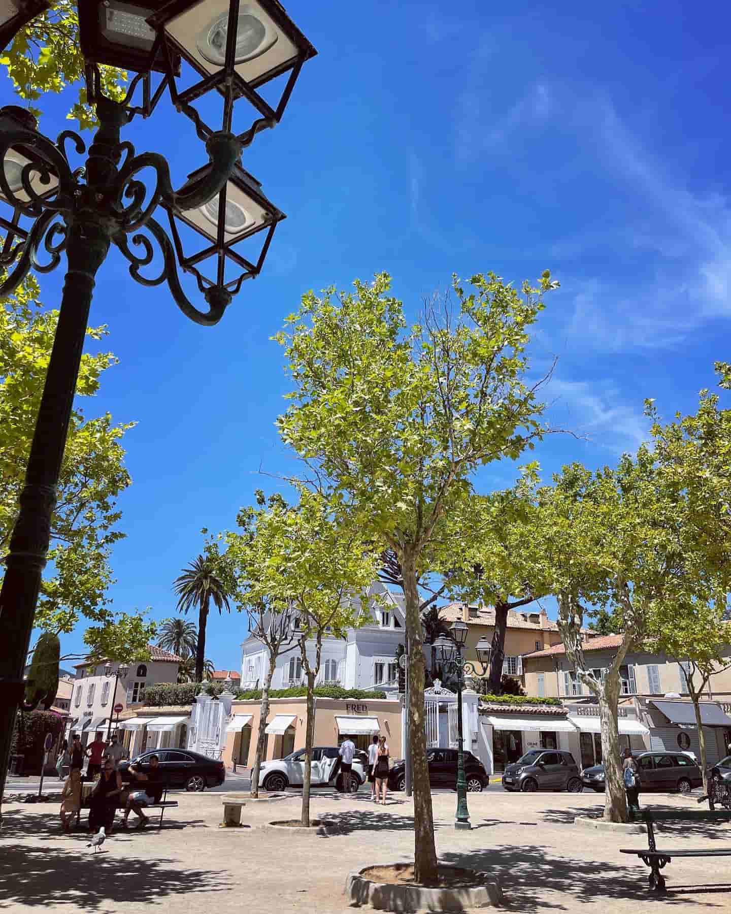 Place des Lices, Vieille ville, Saint-Tropez, France